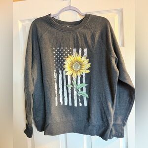 Gray Sweatshirt with Sunflower and Flag Design
